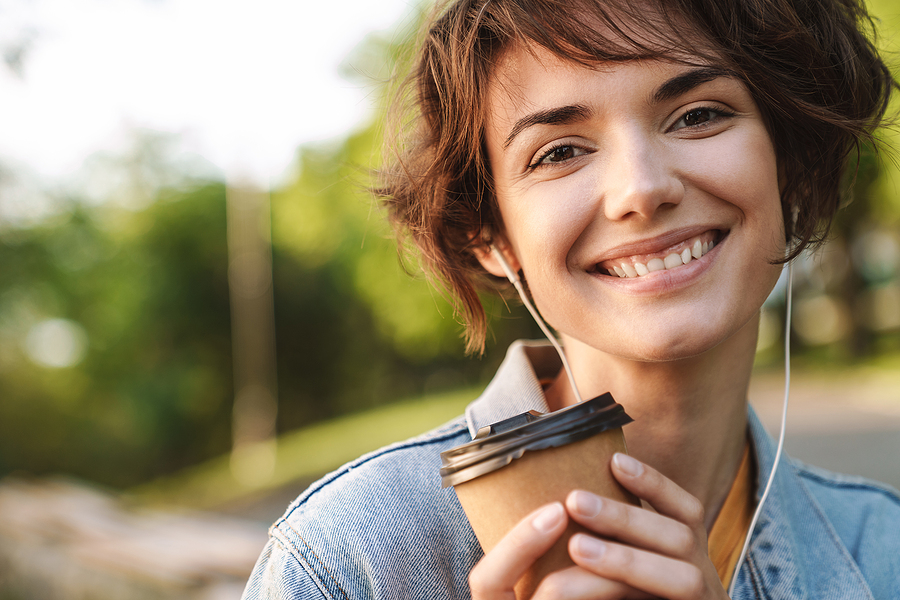 The Comprehensive Health Benefits of Investing in A Smile Makeover Treatment